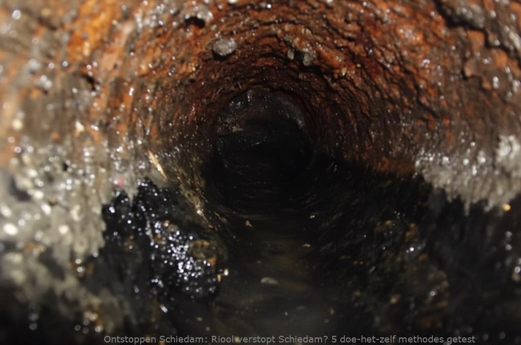 Riool verstopt Schiedam? 5 doe-het-zelf methodes getest